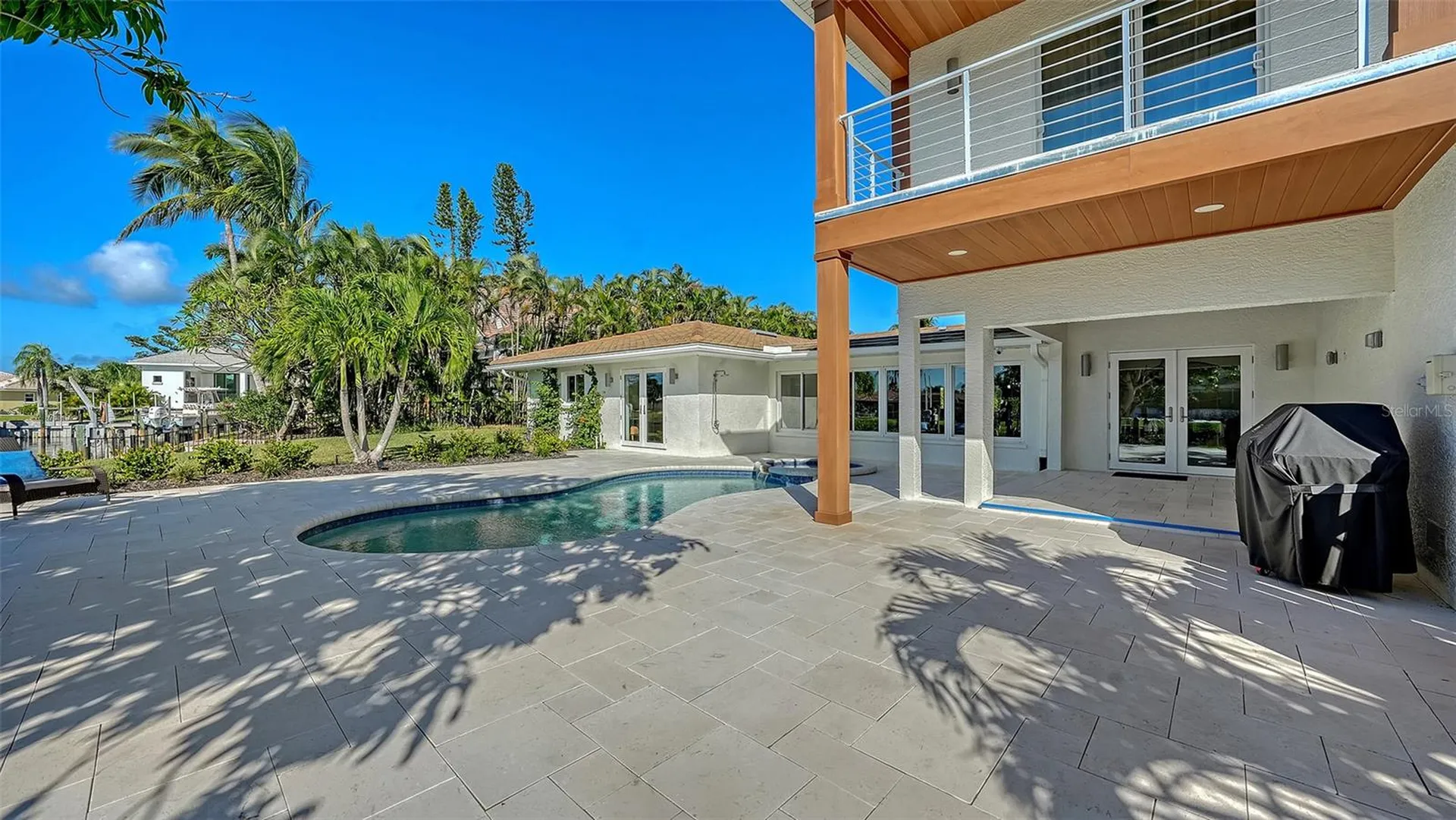 690 Old Compass Road Longboat Key FL 34228