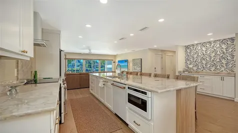 690 Old Compass Road Longboat Key FL 34228