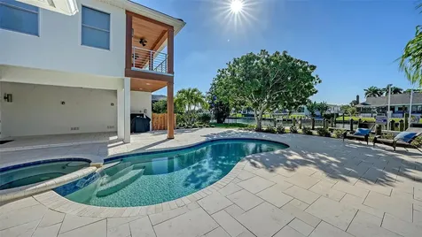 690 Old Compass Road Longboat Key FL 34228