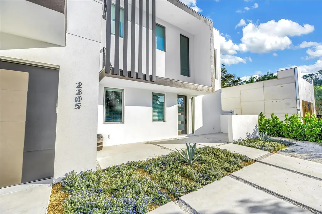 2305 Temple Street Sarasota FL 34239