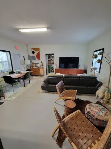 5205 Haines Road N St Petersburg FL 33714