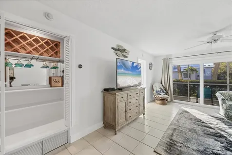 500 S Washington Drive Sarasota FL 34236