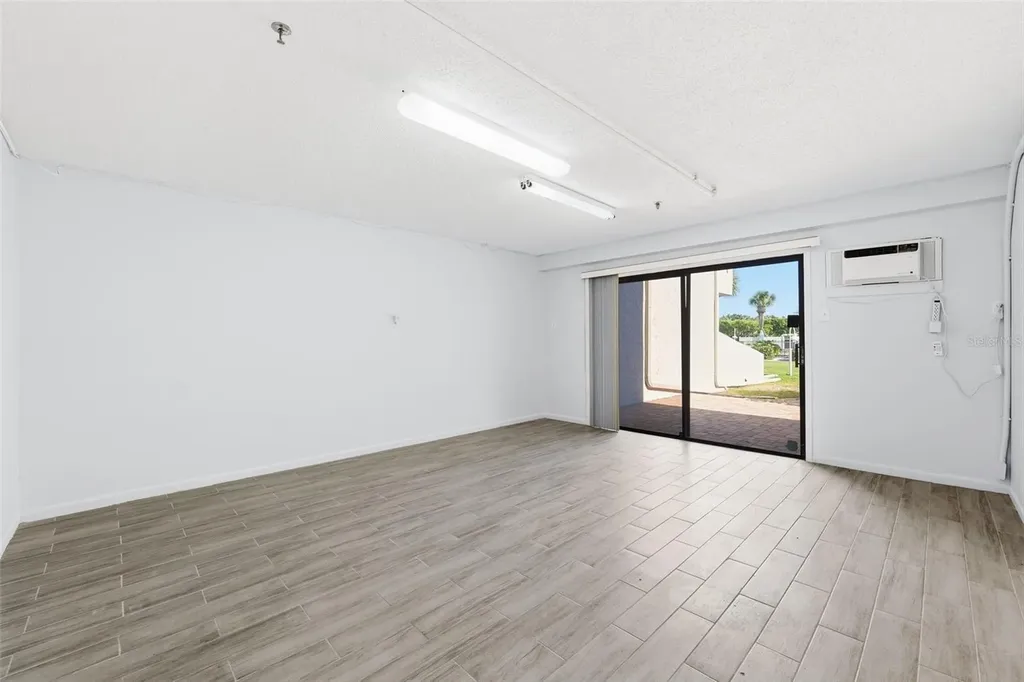 1355 Pinellas Bayway S Tierra Verde FL 33715
