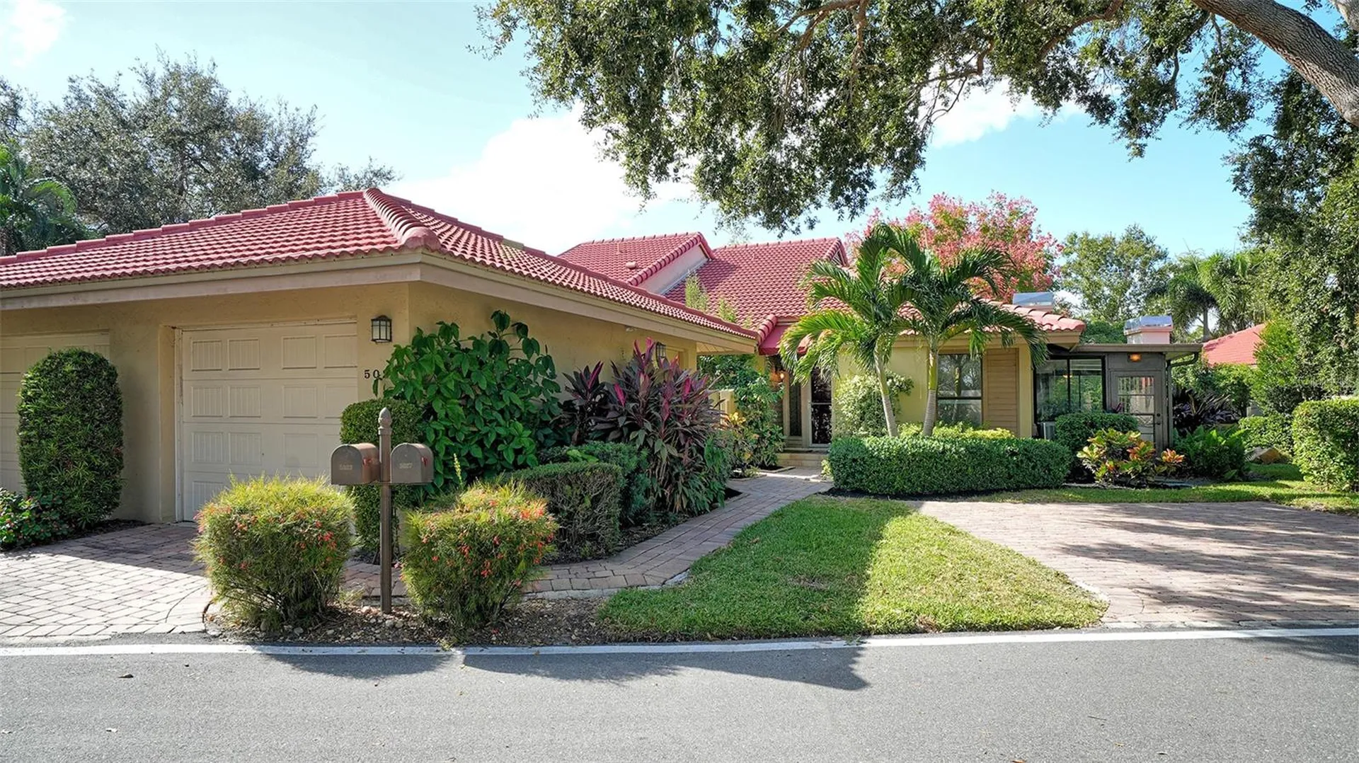 Sarasota FL, 5027 Kestral Park, Unit 64