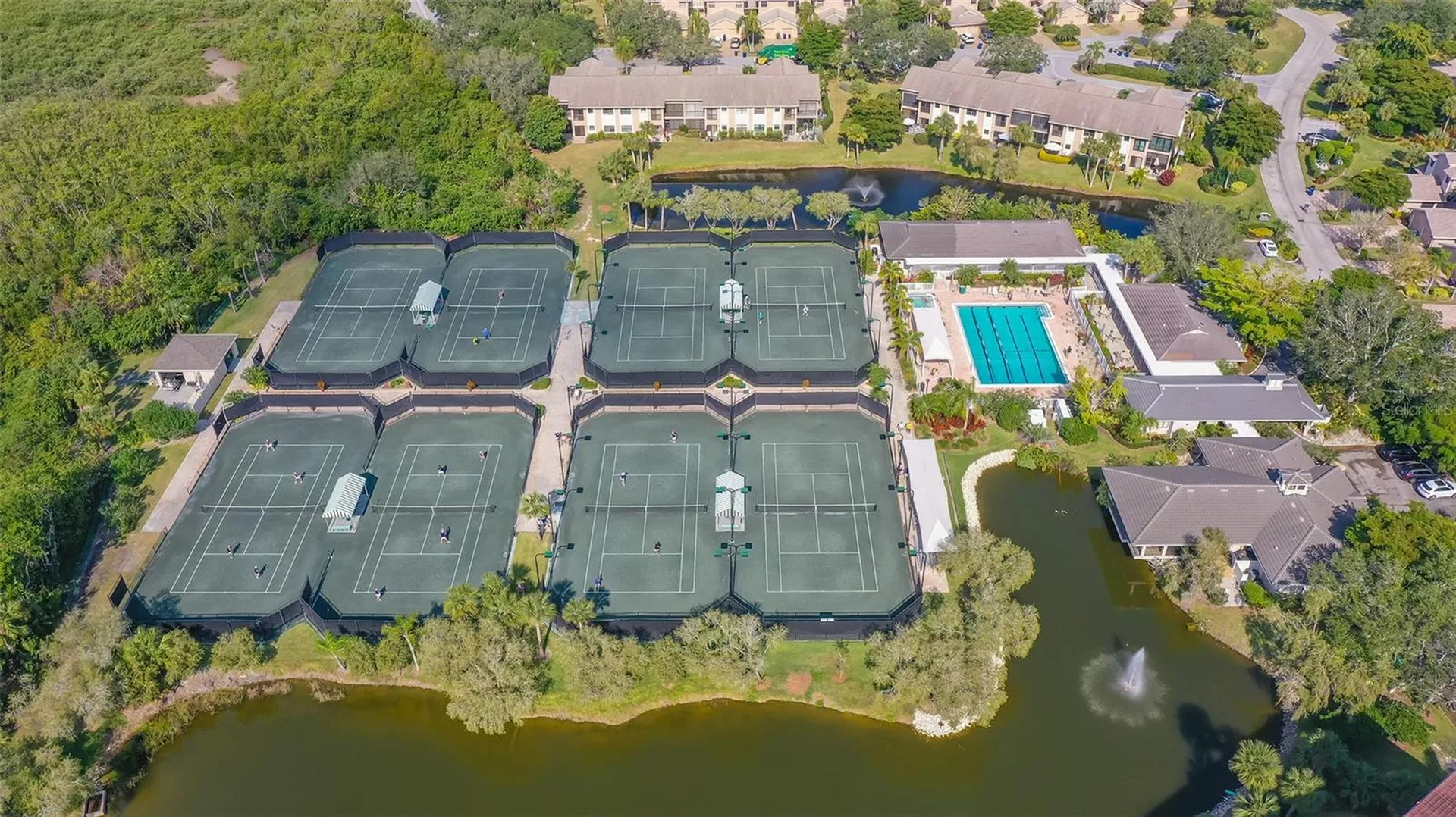 5027 Kestral Park Sarasota FL 34231