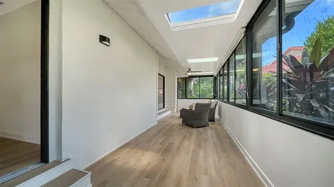 5027 Kestral Park Sarasota FL 34231