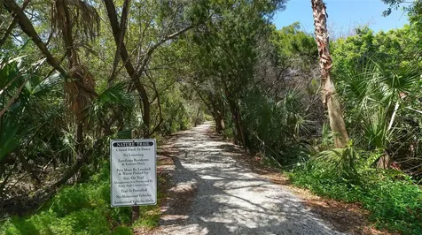 5027 Kestral Park Sarasota FL 34231