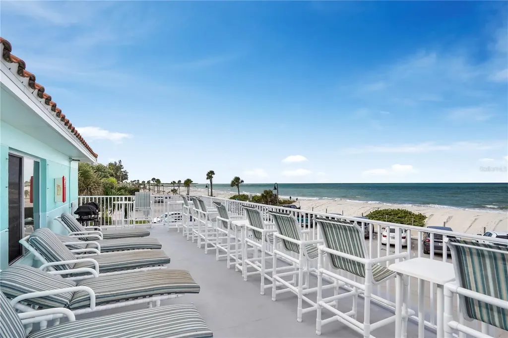 709 Gulf Way St Pete Beach FL 33706