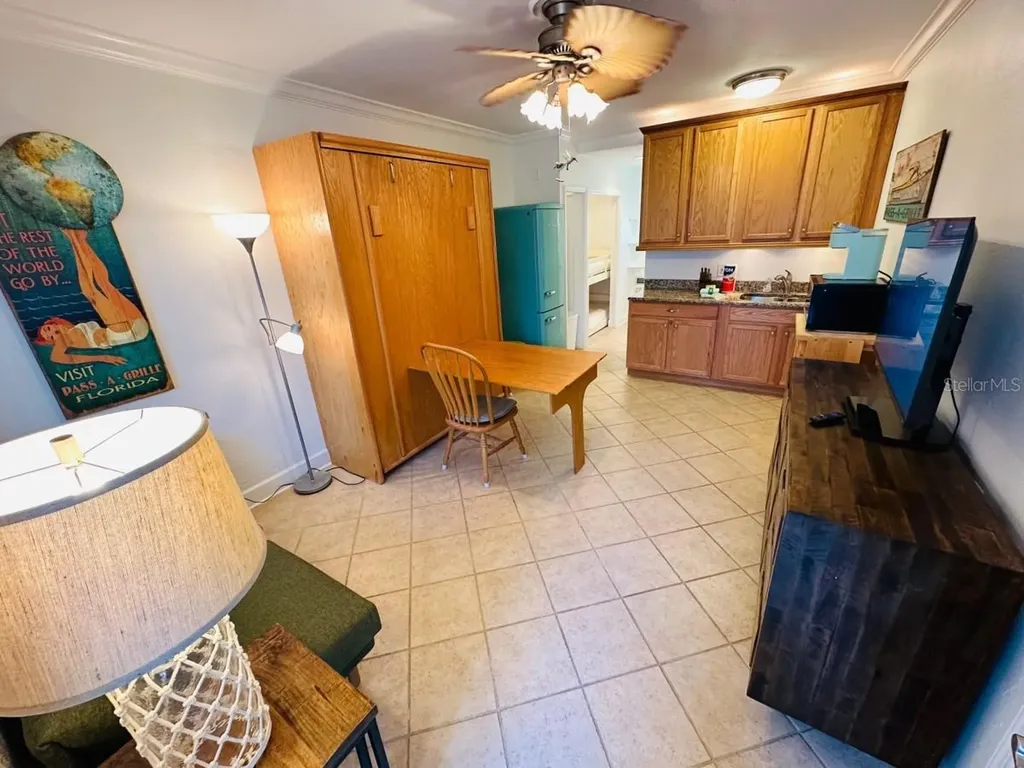 709 Gulf Way St Pete Beach FL 33706