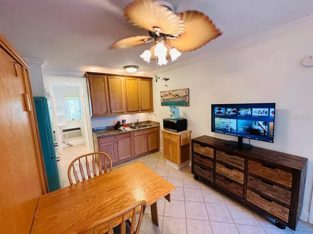 709 Gulf Way St Pete Beach FL 33706