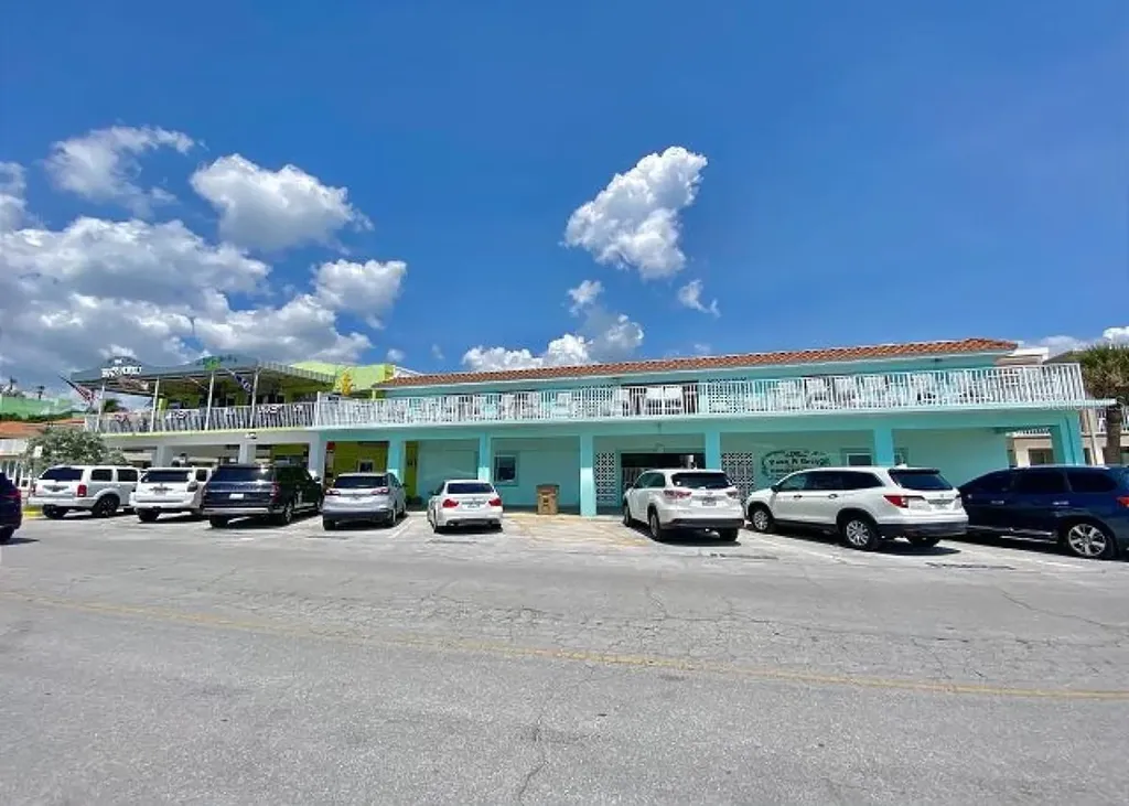 709 Gulf Way St Pete Beach FL 33706