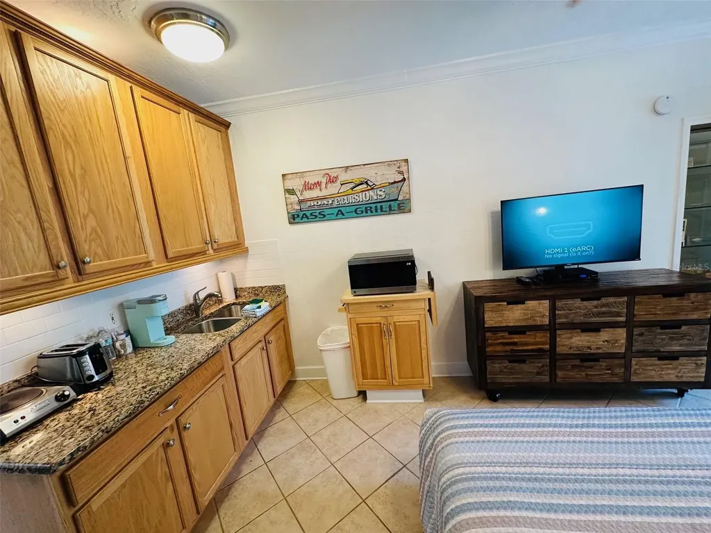 709 Gulf Way St Pete Beach FL 33706
