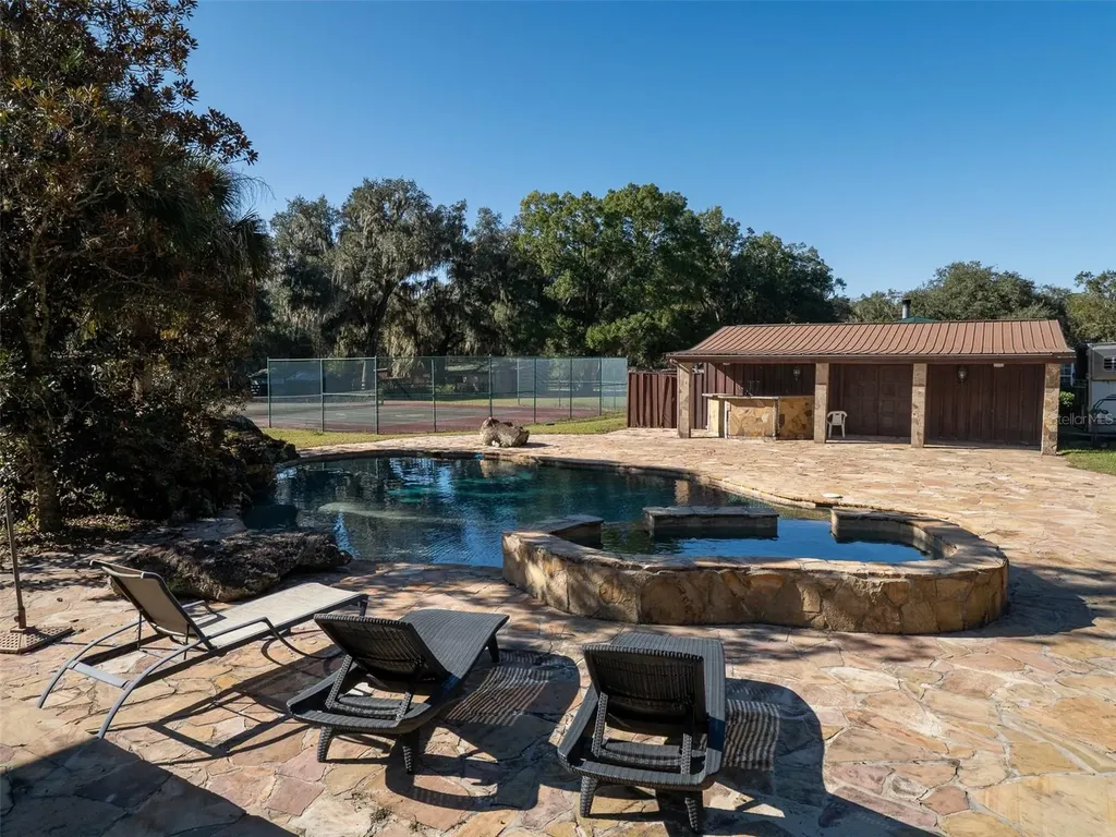 13010 NW 90th Avenue Reddick FL 32686