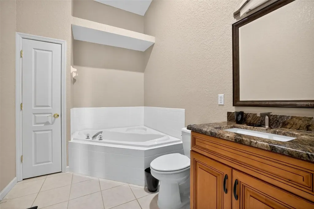 140 Brent Circle Oldsmar FL 34677