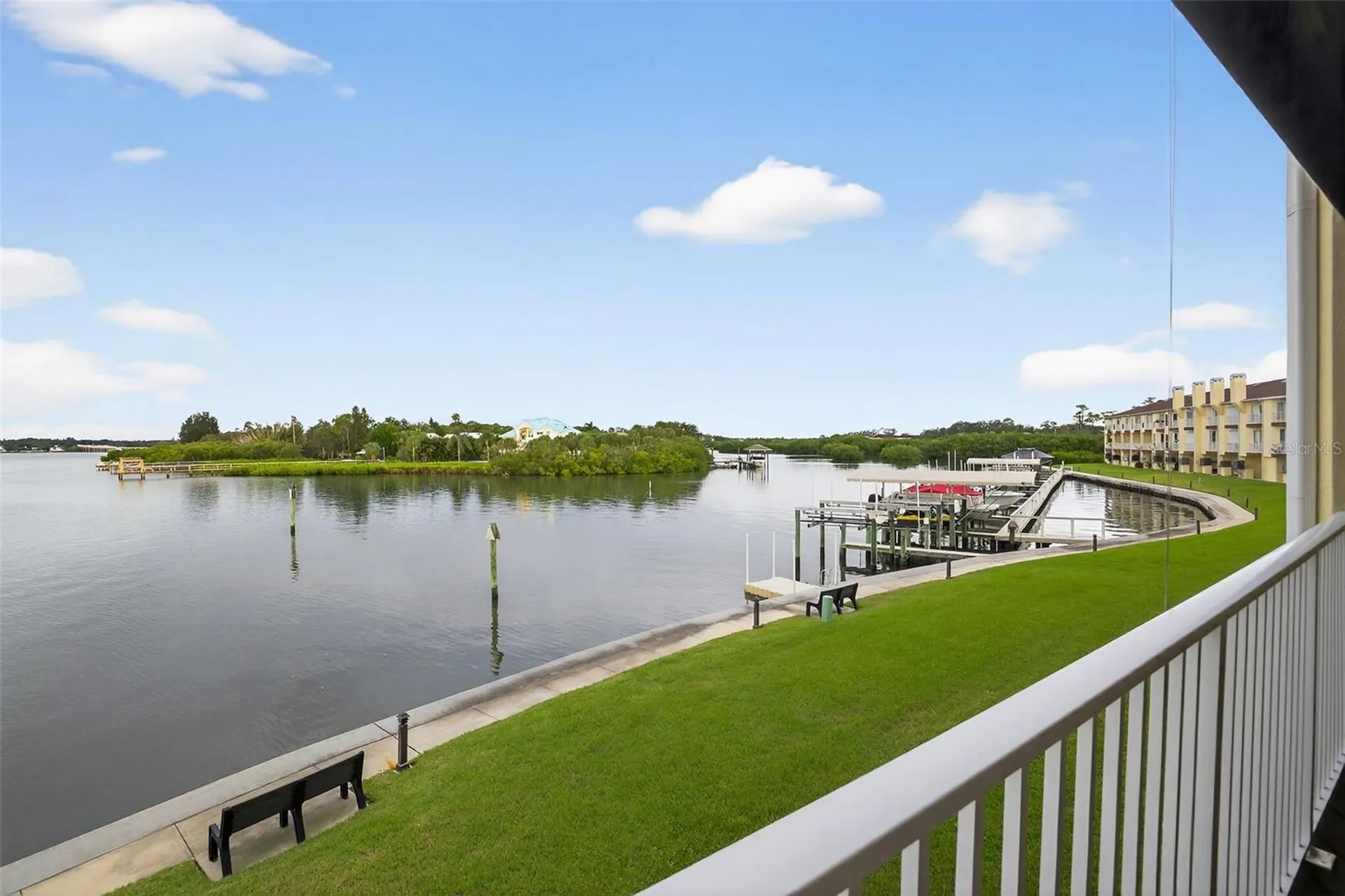 140 Brent Circle Oldsmar FL 34677