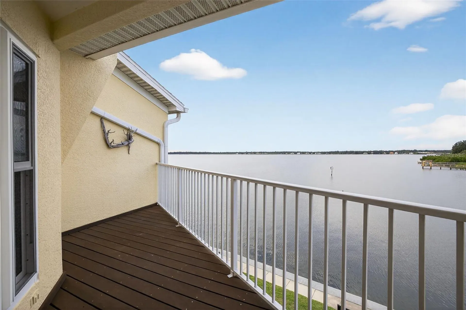 140 Brent Circle Oldsmar FL 34677