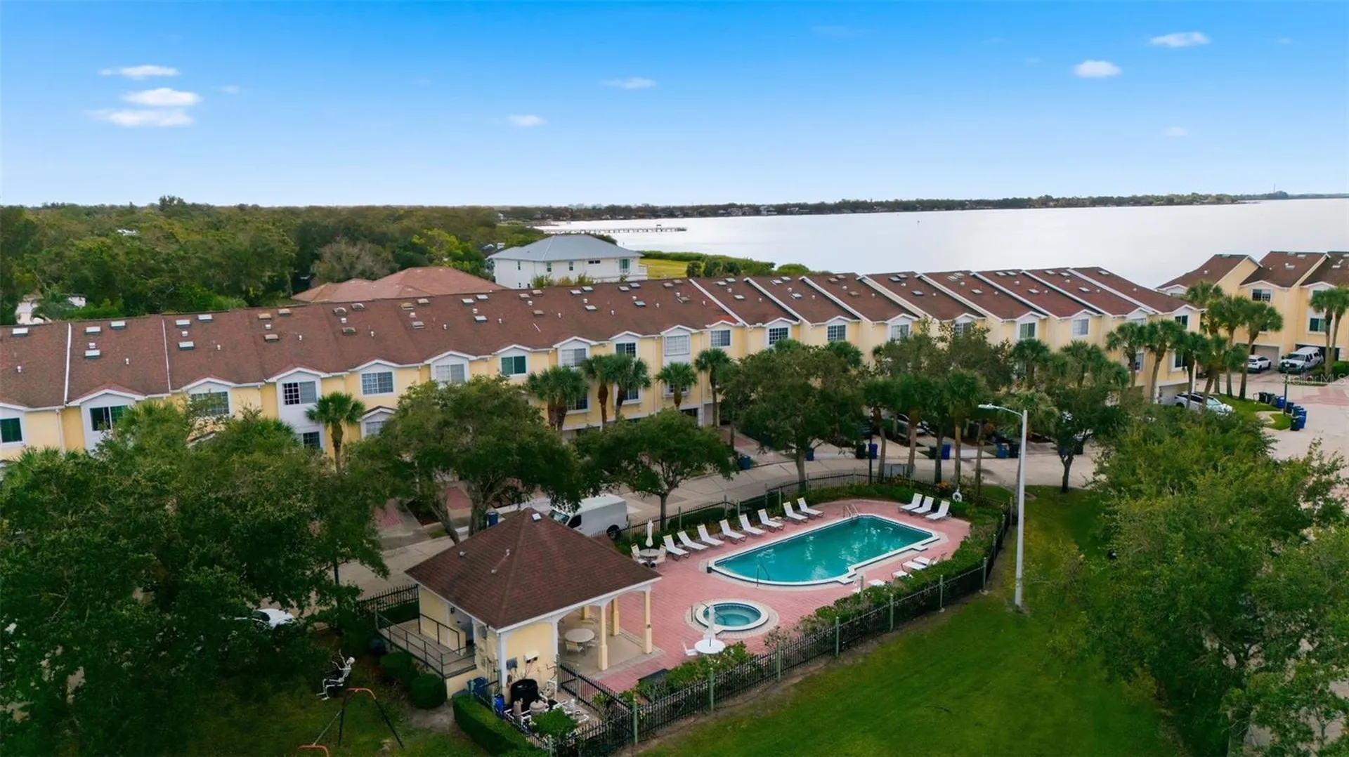 140 Brent Circle Oldsmar FL 34677