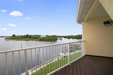 140 Brent Circle Oldsmar FL 34677