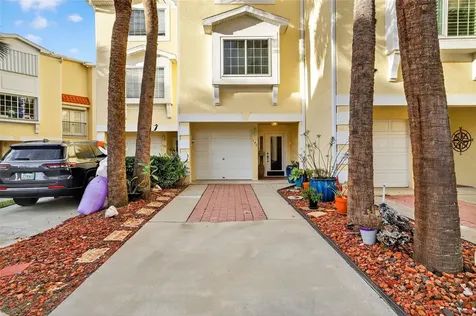 140 Brent Circle Oldsmar FL 34677