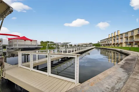 140 Brent Circle Oldsmar FL 34677
