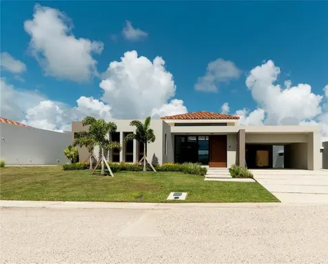 9 Los Lagos Humacao PR 00791