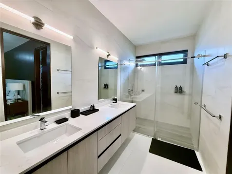 9 Los Lagos Humacao PR 00791
