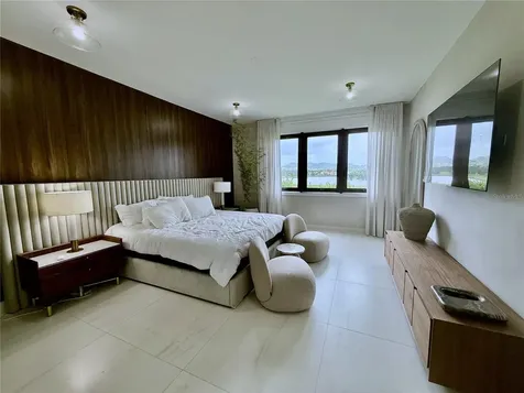 9 Los Lagos Humacao PR 00791