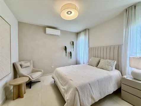 9 Los Lagos Humacao PR 00791