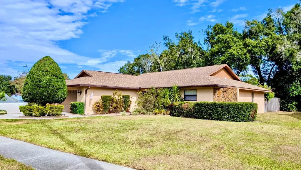 1406 Sandalwood Drive Plant City FL 33563