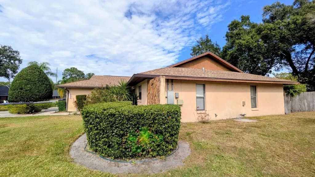 1406 Sandalwood Drive Plant City FL 33563
