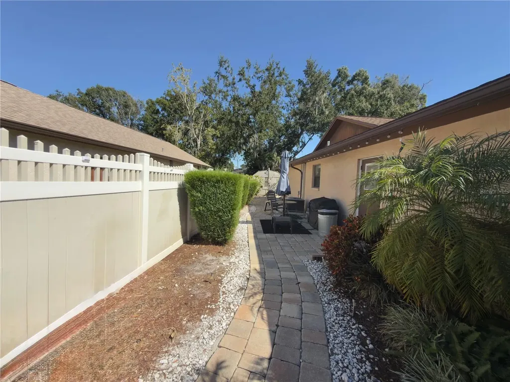 1406 Sandalwood Drive Plant City FL 33563