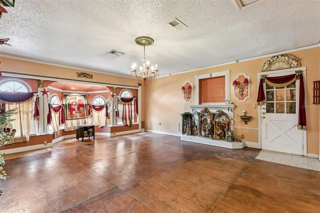 5304 Ansonia Court Orlando FL 32839