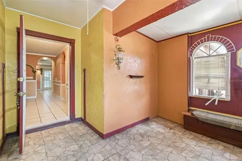 5304 Ansonia Court Orlando FL 32839