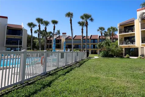 7510 Sunshine Skyway Lane S St Petersburg FL 33711