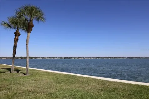 7510 Sunshine Skyway Lane S St Petersburg FL 33711