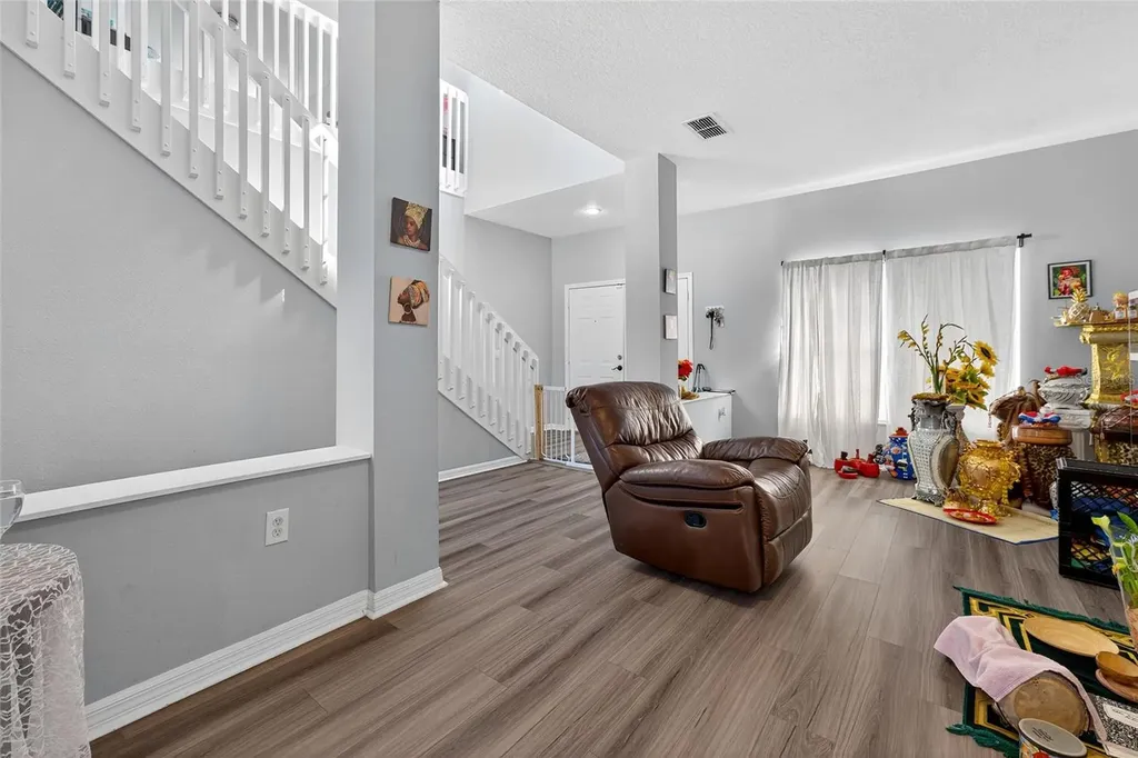 1202 Cumbrian Lakes Court Kissimmee FL 34746