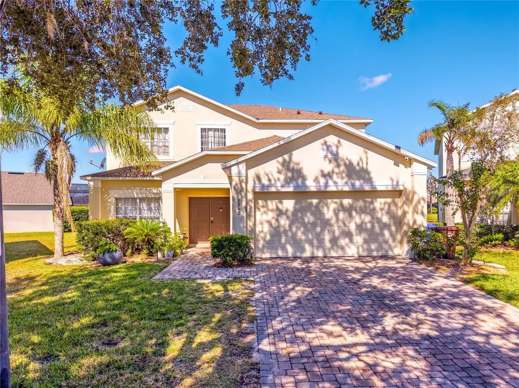 1202 Cumbrian Lakes Court Kissimmee FL 34746