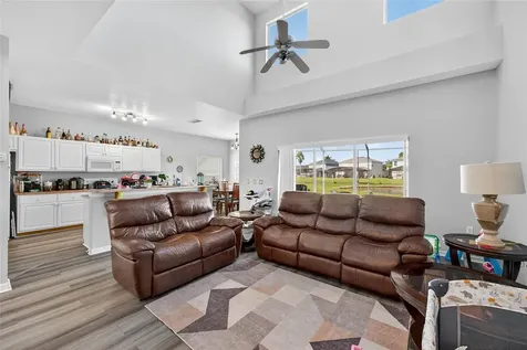 1202 Cumbrian Lakes Court Kissimmee FL 34746