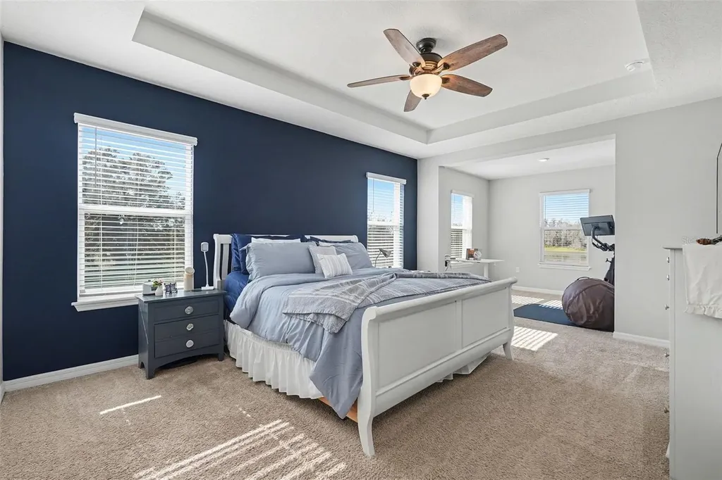 33135 Sand Creek Drive Wesley Chapel FL 33543
