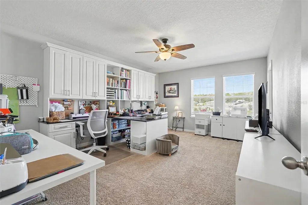 33135 Sand Creek Drive Wesley Chapel FL 33543
