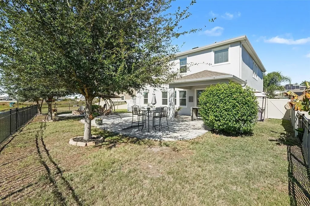 33135 Sand Creek Drive Wesley Chapel FL 33543