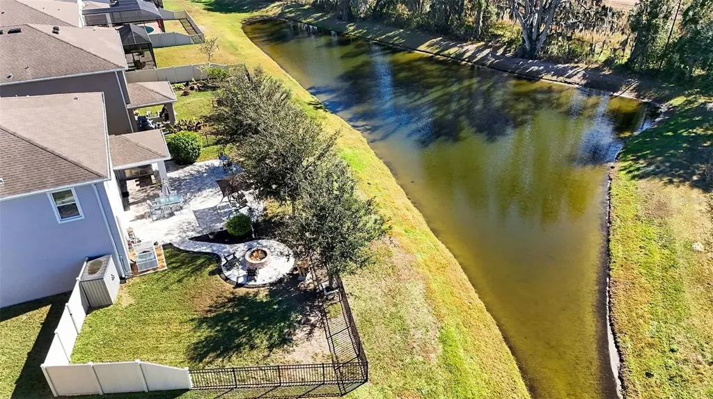 33135 Sand Creek Drive Wesley Chapel FL 33543