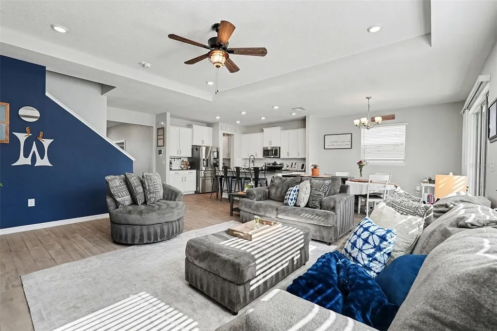 33135 Sand Creek Drive Wesley Chapel FL 33543