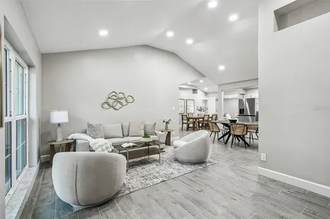 2 S Treasure Drive Tampa FL 33609