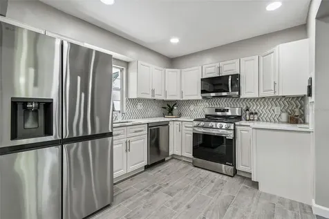 2 S Treasure Drive Tampa FL 33609