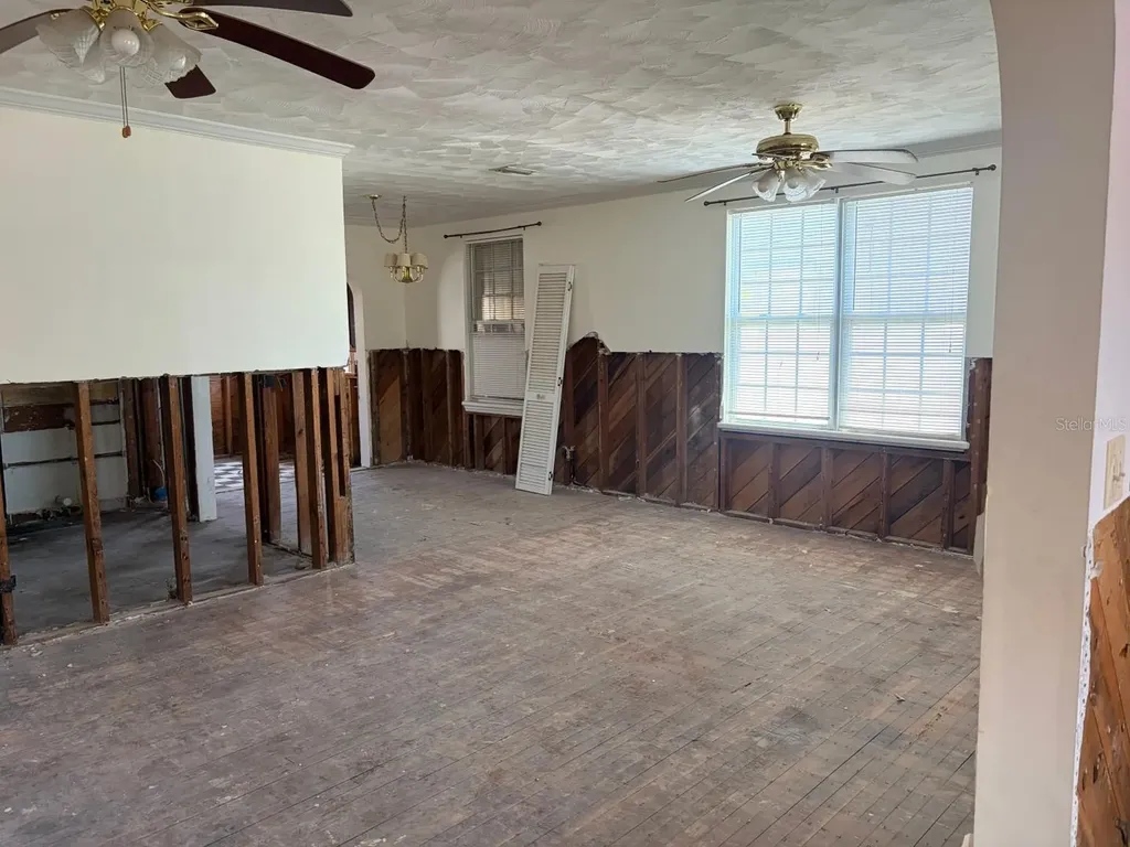 309 72nd Avenue St Pete Beach FL 33706