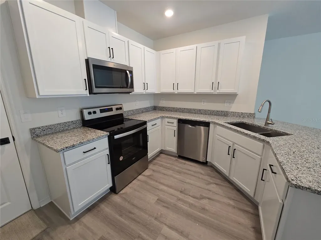 9478 Westside Hills Drive Davenport FL 33896