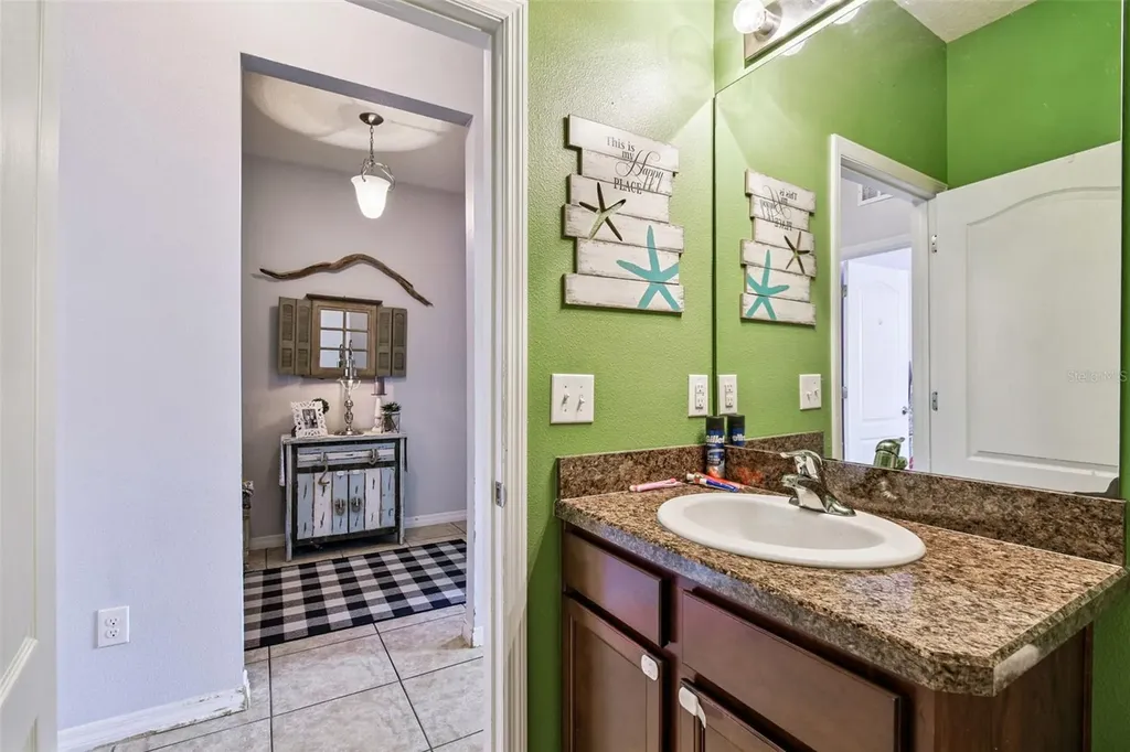 1110 Lauren Manor Loop Ruskin FL 33570