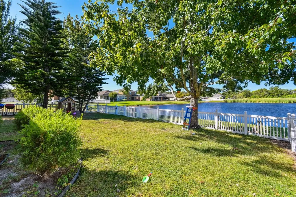 1110 Lauren Manor Loop Ruskin FL 33570