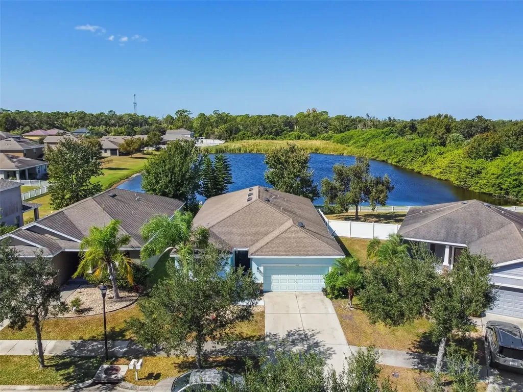 1110 Lauren Manor Loop Ruskin FL 33570